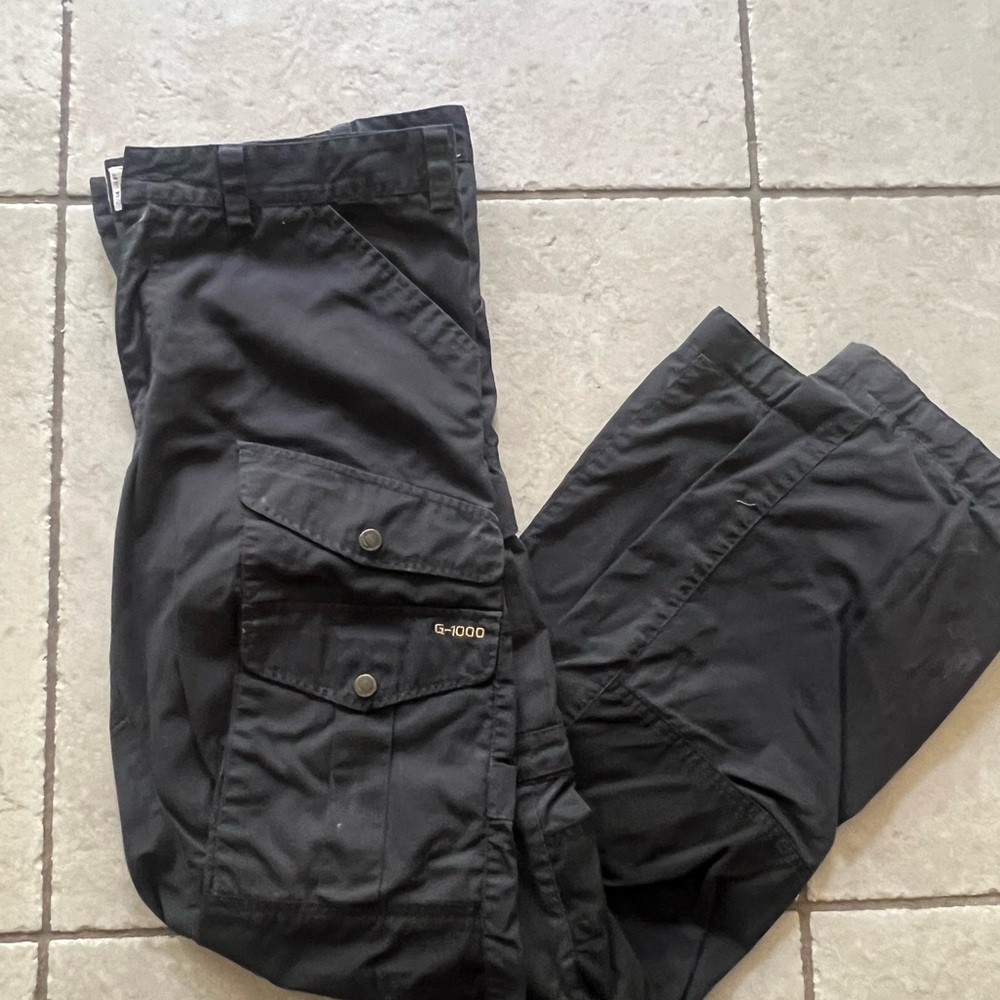 Fjällräven Men's Black Cargo Pants - Picture 4 of 4